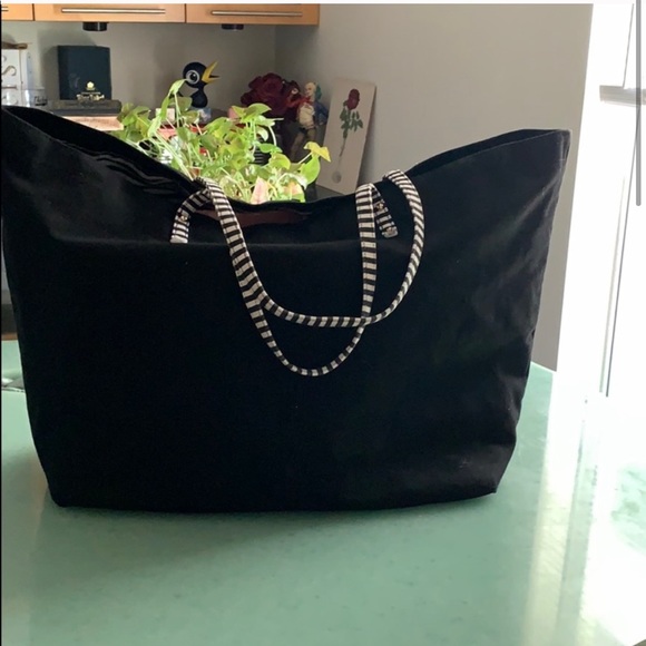 Victoria’s Secret Beach Tote - Picture 10 of 14